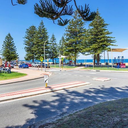 Cottesloe Marine Apartment - Executive Escapes Perth Exterior photo